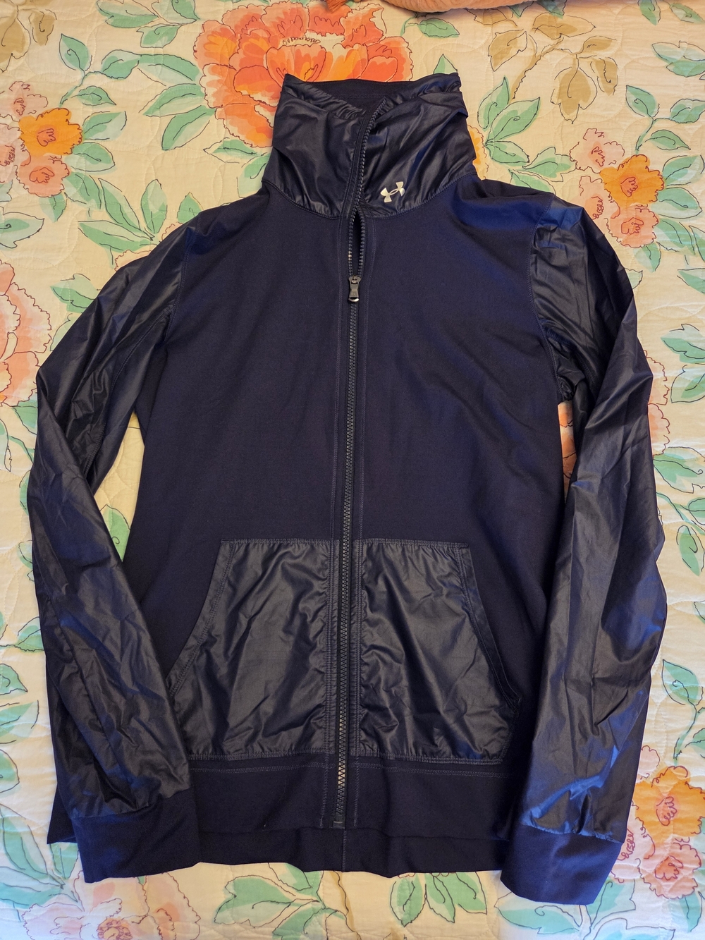 Under Armour Women's Navy Zip-Up Jacket Sz Medium